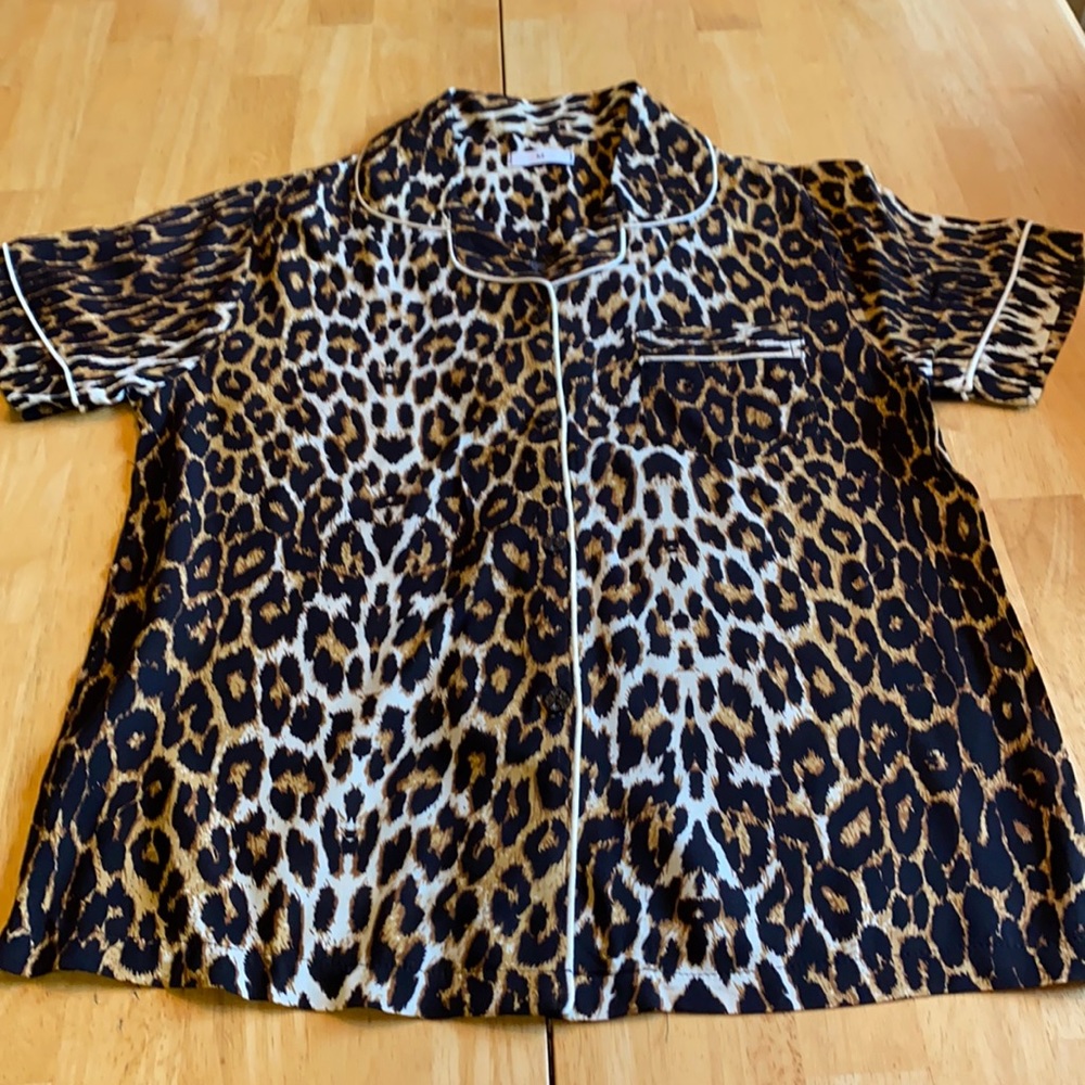 Animal print shorts pajamas loungewear Size M